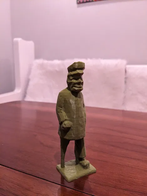 Tượng Thủy Thủ Phong Cách Low Poly - Image 1