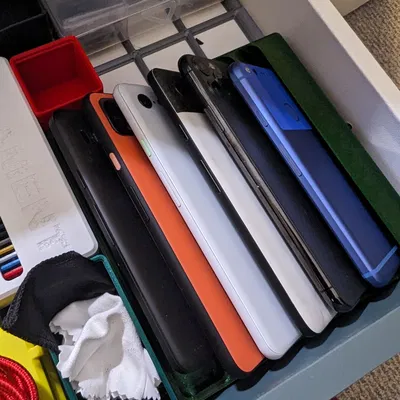 Kệ Gridfinity Đa Năng Cho Nhiều Điện Thoại