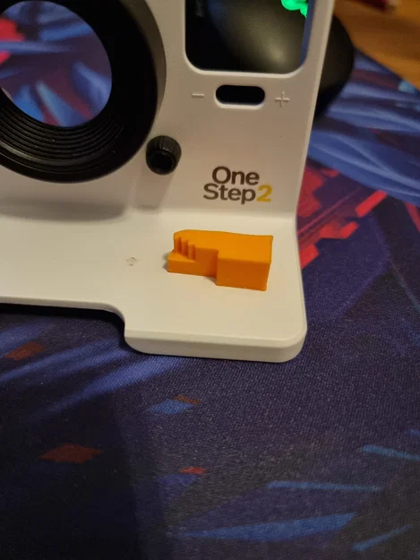Sửa Ống Kính Máy Ảnh Polaroid One Step 2 Bị Hỏng - Image 3