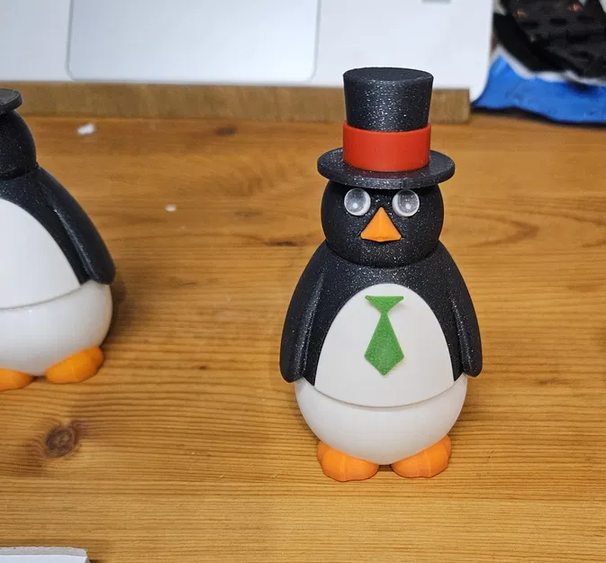 Cà Vạt Chim Cánh Cụt (Penguin TIE) - Image 1