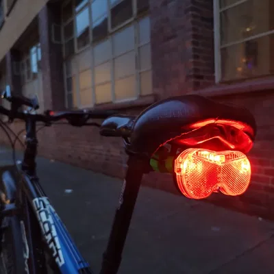 Giá đỡ đèn xe đạp gắn yên tương thích GoPro