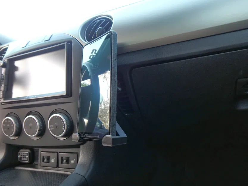 Giá Đỡ Điện Thoại Nam Châm An Toàn Hơn Cho Xe Hơi - Image 3