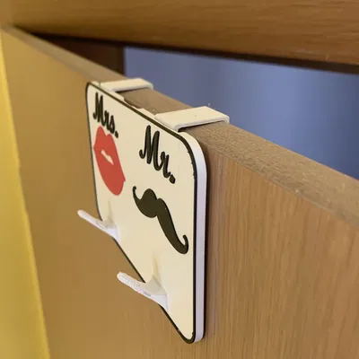 Móc Treo Cửa Cô Dâu Chú Rể (Mrs & Mr)