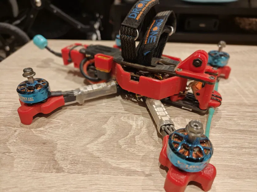 TBS Source One v5 - Khung bảo vệ "tất cả trong một" - Image 1