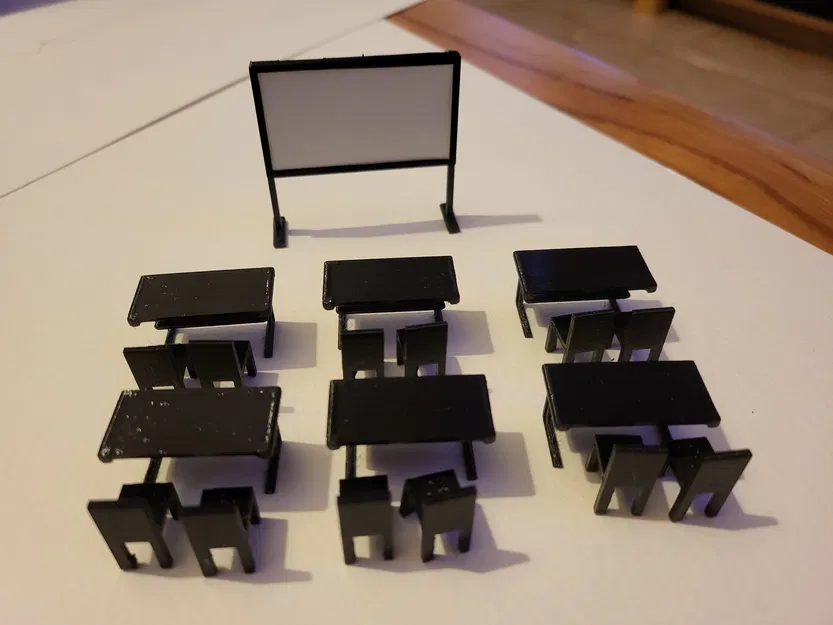 Lớp học / Salle de classe - Image 1