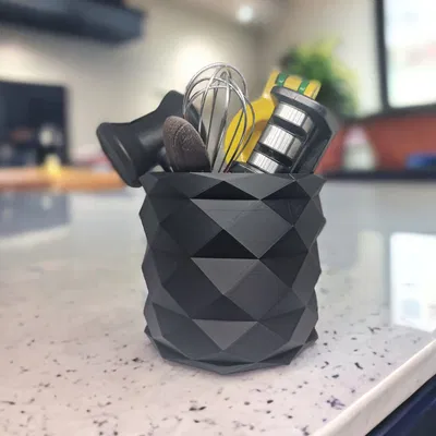 Kiến Trúc Độc Đáo: Khay Cắm Dụng Cụ Bếp Hiện Đại