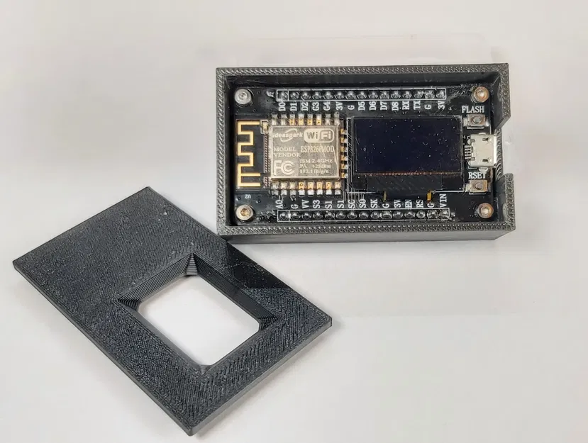 Hộp đựng Esp 8266 kèm màn hình Oled - Image 1