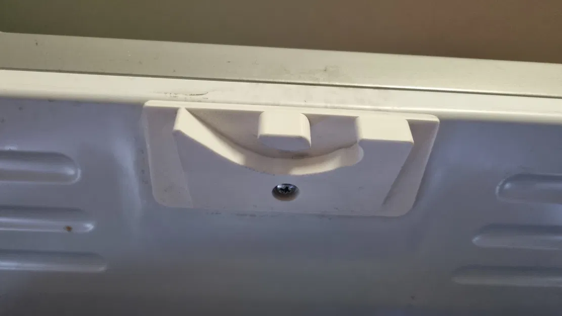 Chốt Cửa Tủ Lạnh BEKO Ngăn Trên - Image 6