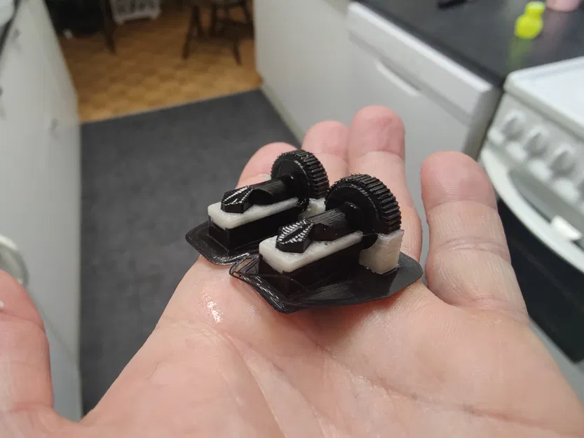 Vít Bọc Khớp Nối Trailer Tesla - Trụ Đỡ Hòa Tan - Image 1