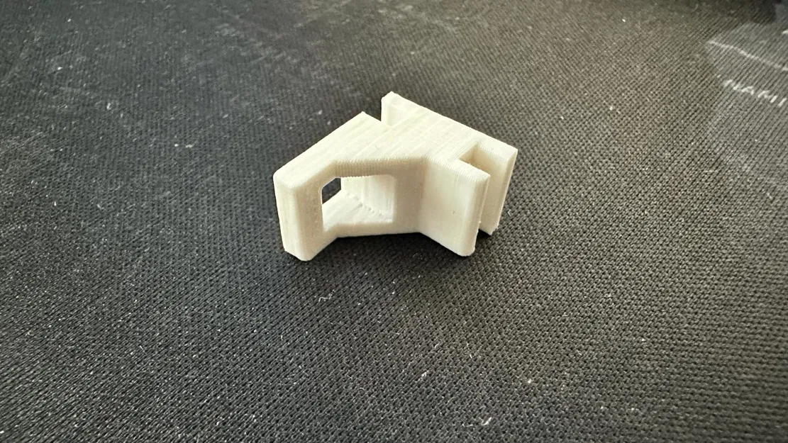 Con trượt thay thế cho móc/kẹp rèm vào thanh ray - Image 2