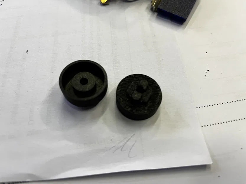 Khay giữ chổi Irobot Roomba Combo - Image 3