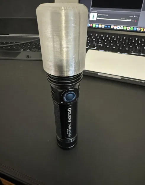 Chóa đèn Olight Seeker 3 Pro - Image 2