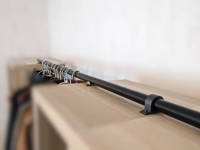 Kệ đỡ thanh treo quần áo - Image 1