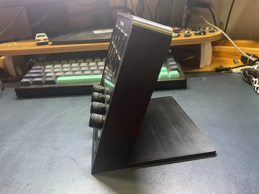 Kệ/Giá Đỡ Stream Deck + Plus Góc 20° - Image 6