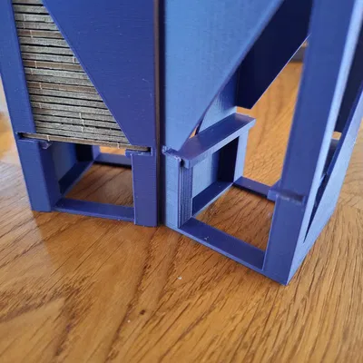 Kệ đựng thẻ bài Karak, Carcassonne