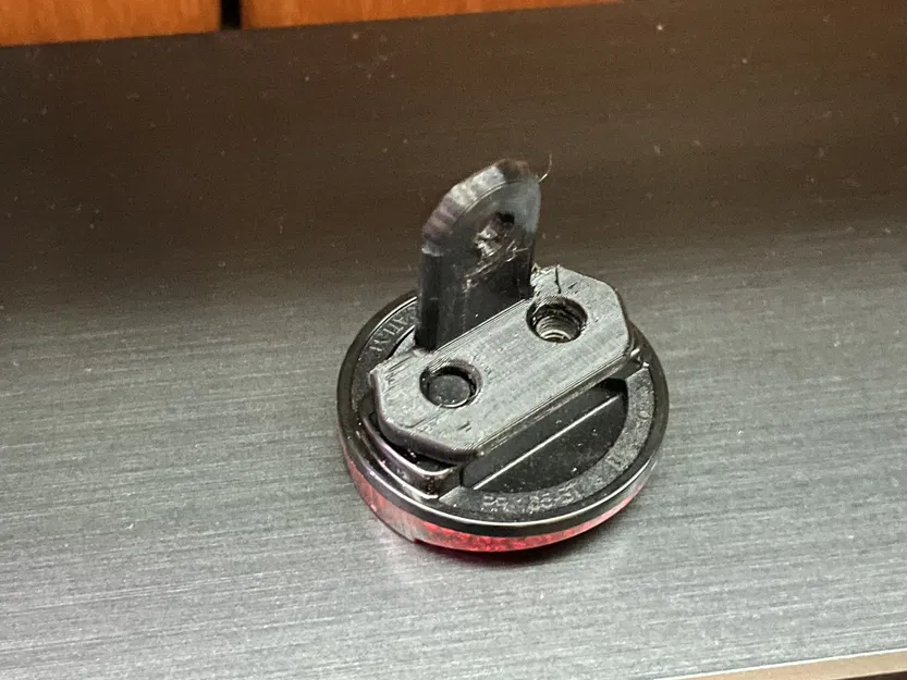 Giá đỡ đèn phản quang Tailfin Aeropack - Image 4