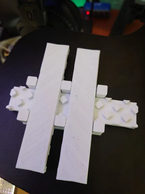 Demo Kệ Chéo Cố Định - Image 1