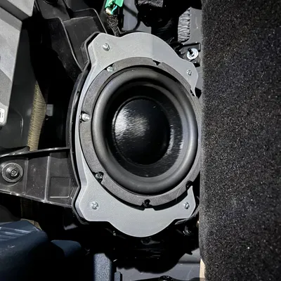 Tấm Adapter Sub Ford Maverick B&O (6.5" cho 6x9)