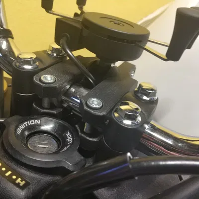 Giá đỡ X-grip cho Honda Hornet PC41