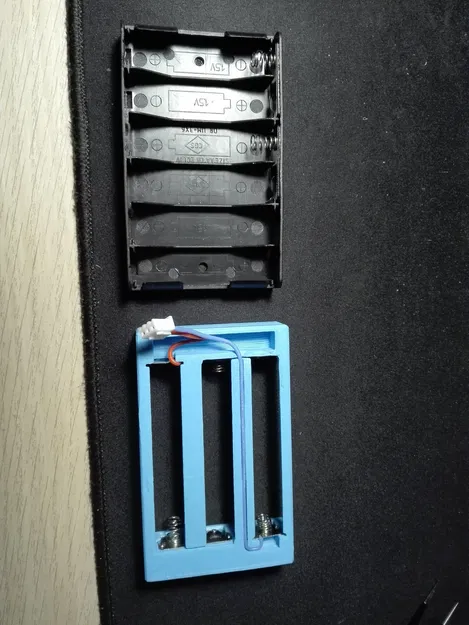 Vỏ pin 3x 18650 cho QX7 kèm miếng đệm pin zin - Image 5