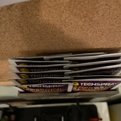 Hộp đựng khăn lau