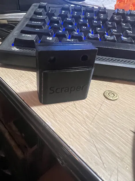 Giá treo dụng cụ cạo rác có lỗ vít và chữ khắc - Image 1