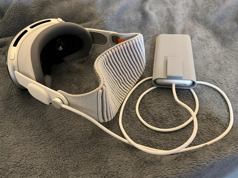 Dựng Pin Apple Vision Pro Theo Chiều Dọc - Image 1