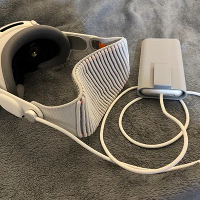 Dựng Pin Apple Vision Pro Theo Chiều Dọc