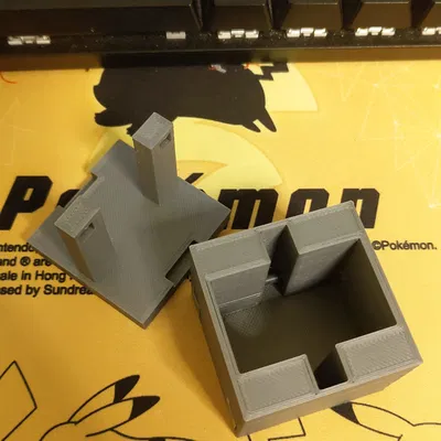 Hộp Đồ Chơi Xoay Mở "The Box"