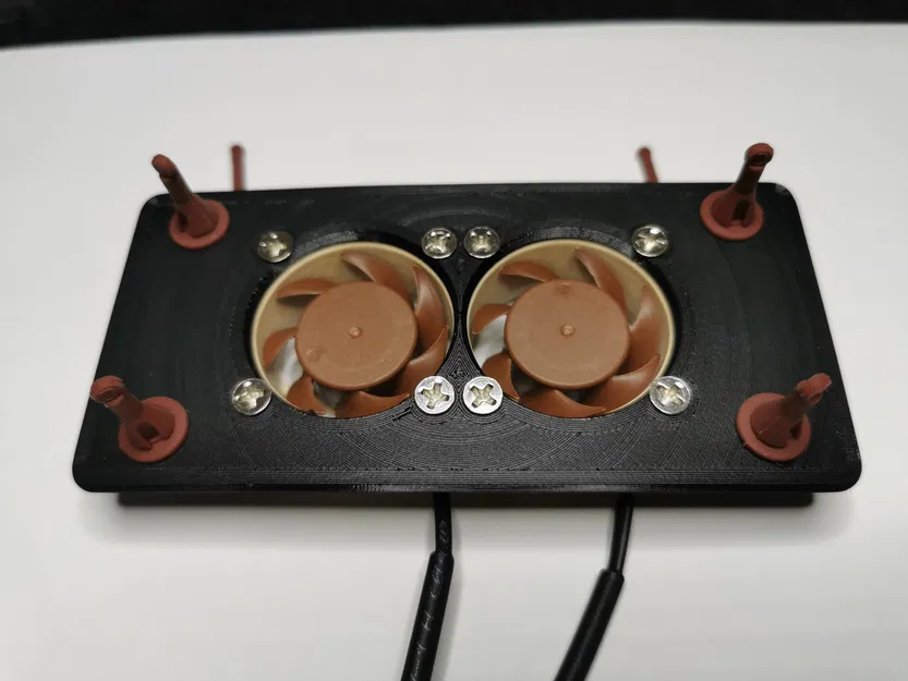 Đế gắn quạt tản nhiệt cho vỏ máy tính PC - Image 7