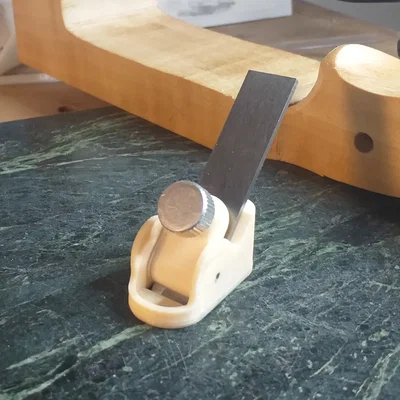 Dao Bào Ngón Pialletta 13mm Cho Violin