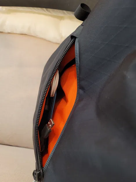 Tấm Quản Lý Dây Balo - Image 3