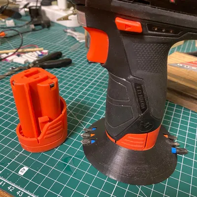 Nền tảng giữ tua vít (Dnipro-M BP-122) kèm chỗ gắn mũi vít