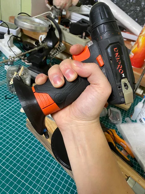 Nền tảng giữ tua vít (Dnipro-M BP-122) kèm chỗ gắn mũi vít - Image 5