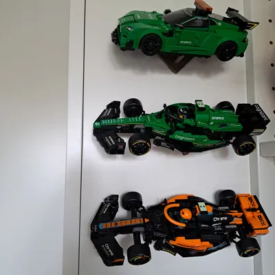 Giá Treo Tường Lego Speed Champions
