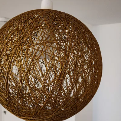 Giá đỡ đèn thả đơn giản