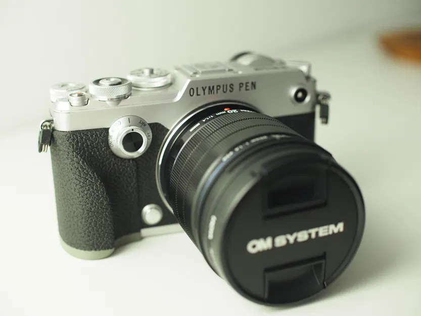 Ốp Tay Cầm và Nắp Vặn Máy Ảnh Olympus Pen-F - Image 1