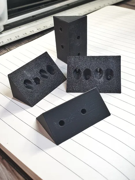 Gia cố góc tủ tăng độ cứng cáp - Image 1