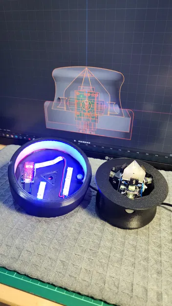 Space Mushroom Remix: Nút vặn kiểu UFO có đèn LED - Image 4