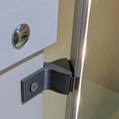 Ngàm Gắn Thanh Đèn LED Cho Tủ LACK