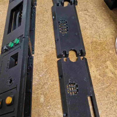 Phần Giữa = Chỉnh sửa lại phần lưng rời của bảng điều khiển module