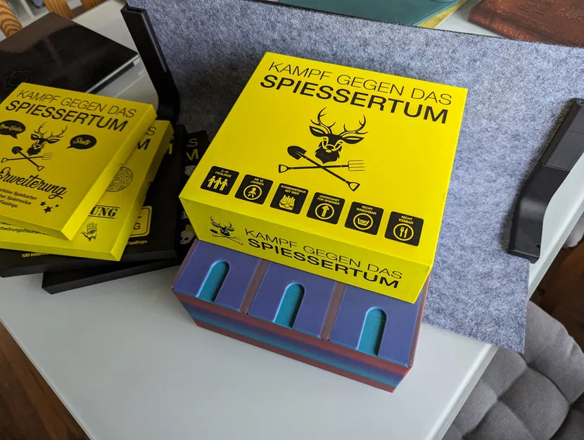 Hộp đựng thẻ Kampf gegen das Spießertum (Cards Against Humanity) - Bản Đức, 60x90mm - Image 7