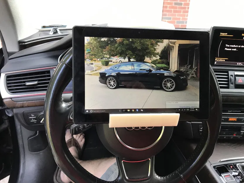 Giá Đỡ Tablet Gắn Vô Lăng Xe Hơi - Image 3