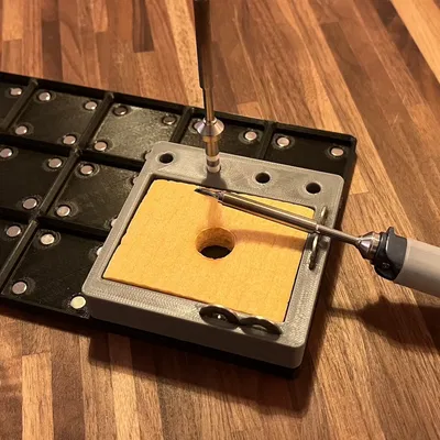 Giá Đỡ Mỏ Hàn (Có Chỗ Để Bọt Biển) Cho Gridfinity