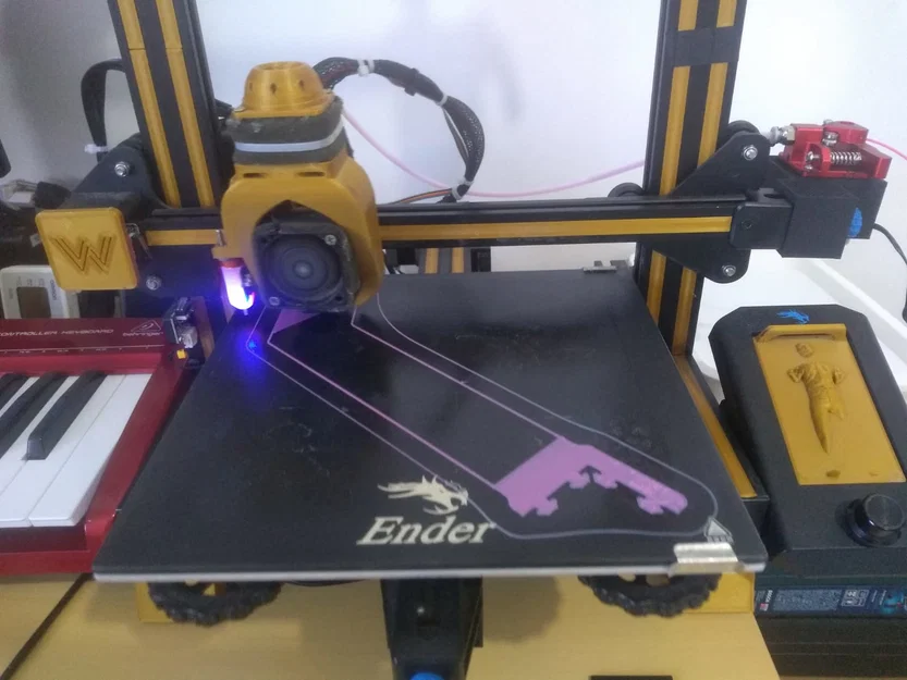 Ender 3 V2: Bộ Dẫn Nhựa Bên Phải + Cần Cuộn Dây Dài Hơn - Image 1