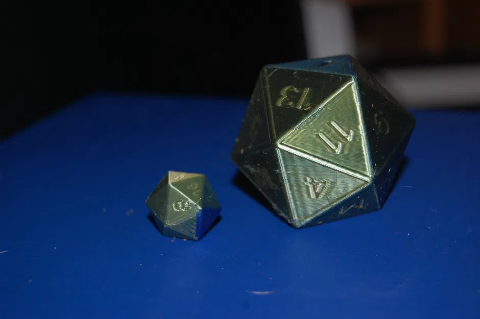 Xúc Xắc D20: Loại Thường và Bịp May Mắn - Image 2