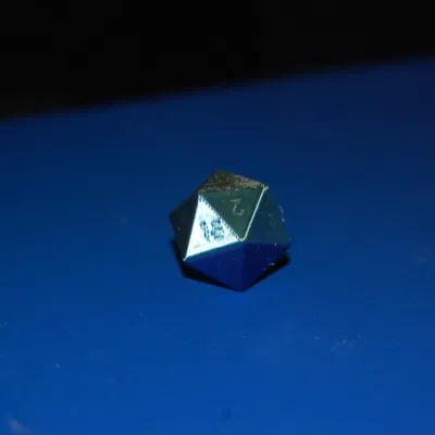 Xúc Xắc D20: Loại Thường và Bịp May Mắn