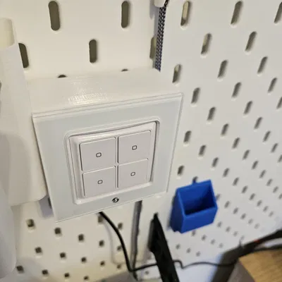 Giá đỡ Skadis cho Công tắc tường Shelly