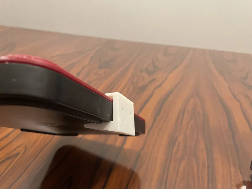 Giá treo tường "kệ nổi" cho khay ướt Army Painter - Image 5