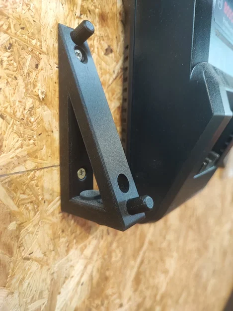 Giá Treo Sạc Makita DC10SA & DC10SB - Image 3